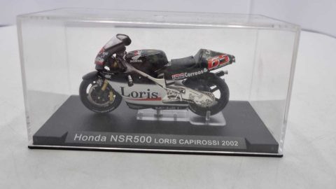 Honda NSR 500 Loris Capirossi Moto GP 2002 1/24