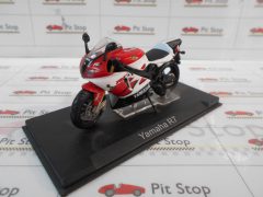 Yamaha R7 1/24, senza scatola originale - scala 1:24