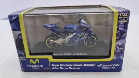 Movistar Honda Moto GP RC211V Marco Melandri 1/32