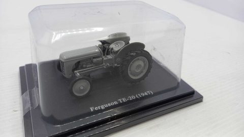 Trattore Ferguson TE-20 1947 1/43