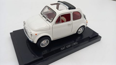 Fabbri Fiat 500F 1965 1/24, senza scatola originale