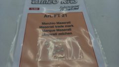 FT21 Tameo Kits fotoincisioni marchio Maserati 1/43 - foto 2
