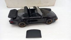 Franklin Mint Porsche 911 Carrera Targa 1/24, lievissima fioritura vernice, confezione usurata - foto 5