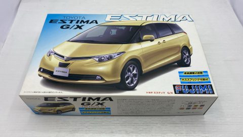 Fujimi Toyota Estima G/X 1/24 kit di montaggio