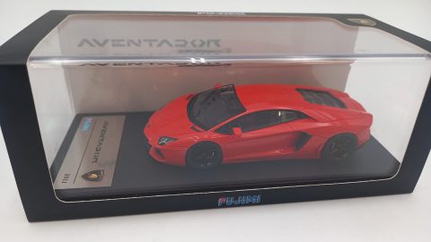 Fujimi Lamborghini Aventador 2011 1/43