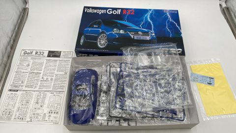 Fujimi Volkswagen Golf R32 1/24 kit di montaggio
