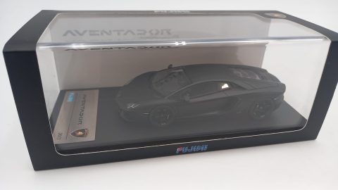 Fujimi Lamborghini Aventador 2011 1/43