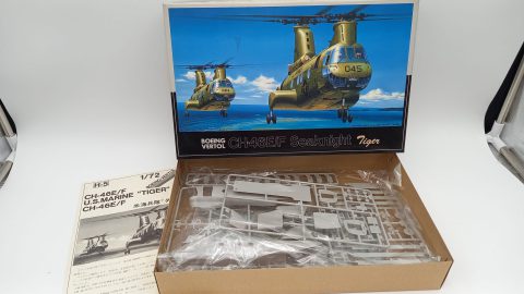 Fujimi Boeing Vertol CH-46 E/F 1/72
