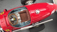 GP Replicas Ferrari 500 F2 A. Ascari n.5 Winner British GP 1953 1/18 - foto 3