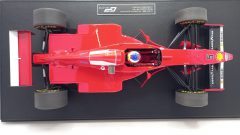 GP Replicas Ferrari F310 B M. Schumacher Winner Canadian GP 1997 1/12 - foto 5