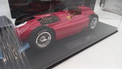 GP Replicas Ferrari D50 winner British GP 1956 1/12 - scala 1:12