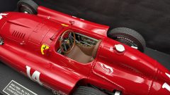 GP Replicas Ferrari D50 winner French GP 1956 1/12 - foto 4