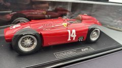 GP Replicas Ferrari D50 winner French GP 1956 1/12 - foto 5