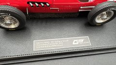 GP Replicas Ferrari 500 F2 France GP 1952 1/12 - foto 7