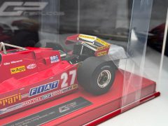 GP Replicas Ferrari 126CX Gilles Villeneuve 1/18 n.27 United States Grand Prix West Long Beach 1981 - foto 7