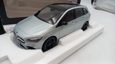 GT Spirit Mercedes B-Class W247 2018 1/18