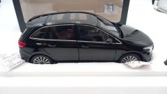 GT Spirit Mercedes B-Class W247 2018 1/18 - foto 3