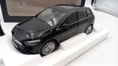 GT Spirit Mercedes B-Class W247 2018 1/18 - scala 1:18