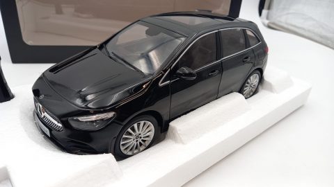 GT Spirit Mercedes B-Class W247 2018 1/18
