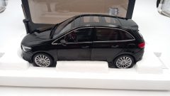 GT Spirit Mercedes B-Class W247 2018 1/18 - foto 5