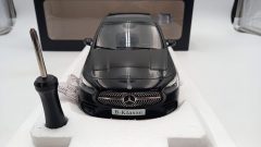 GT Spirit Mercedes B-Class W247 2018 1/18 - foto 2