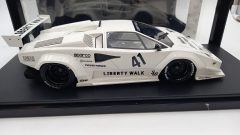 GT Spirit Lamborghini Countach 2023 LB-Works 1/18 - foto 3