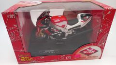 Guiloy Yamaha YZF-R7 1/10 - foto 7