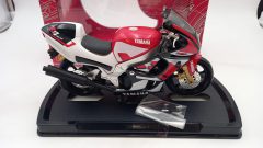 Guiloy Yamaha YZF-R7 1/10 - foto 3