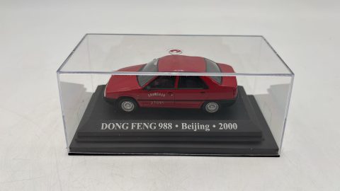 Dong Feng 988 Beijing 2000 Taxi 1/43 senza scatola