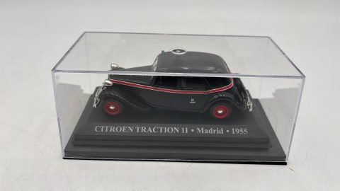 Citroen Traction 11 Madrid 1955 Taxi 1/43 senza scatola