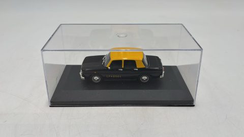 Renault 8 Santiago de Chile 1965 Taxi 1/43 senza scatola