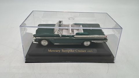 Mercury Turnpike Cruiser 1957 1/43 senza scatola