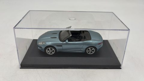 Jaguar F-Type 1/43 senza scatola
