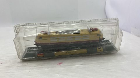 Treno DB BR 103.1 1/160, treno rotto come da foto