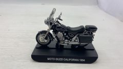 Moto Guzzi California Carabinieri 1994 1/24 senza teca, senza scatola originale - scala 1:24