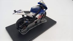 Yamaha YZR-M1 Valentino Rossi World Champion 2008 1/18, senza scatola originale - foto 2