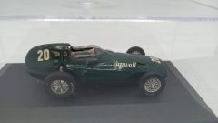 Vanwall VW5 muso corto Monaco GP 1957 1/43, kit montato, teca con qualche segno - foto 4