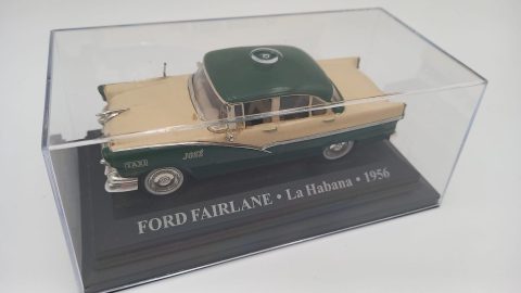 Ford Fairlane La Habana 1956 1/36, normali segni del tempo, senza scatola originale