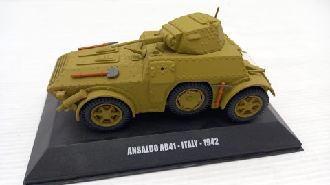 Ansaldo AB41 Italy 1942 1/43, senza scatola originale