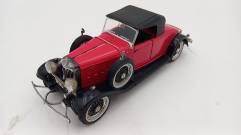 Lincoln Roadster 1932 1/32, normali segni del tempo, senza scatola originale