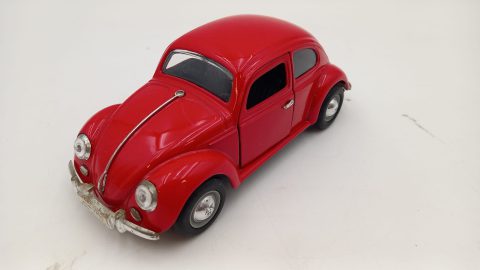 Volkswagen Beetle 1/32, normali segni del tempo, senza scatola originale