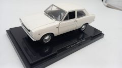Ford Escort 1300 GT 1969 1/24, qualche segno sulla carrozzeria, senza scatola originale - scala 1:24