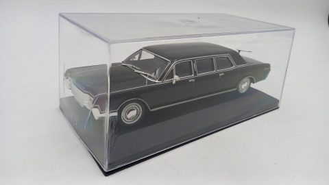 Lincoln Continental Taxi Los Angeles 1967 1/43, senza scatola originale, teca crepata