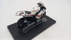 Yamaha YZR-M1 Valentino Rossi Valencia 2005 1/18, senza scatola originale - foto 2