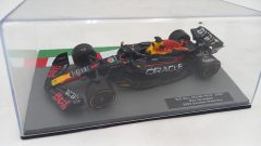 Red Bull RB19 Max Verstappen Canadian GP 2023 1/43, teca segnata, senza scatola originale - scala 1:43