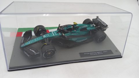 Aston Martin AMR23 Fernando Alonso 2023 1/43, senza scatola originale