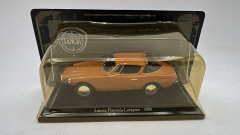 Lancia Flaminia Loraymo 1959 1/43, Scatola ingiallita dal tempo, modello in ottime condizioni
