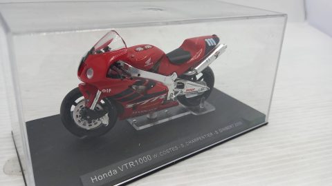 Honda VTR1000 2000 1/24, teca con qualche segno