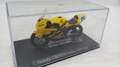 Honda CBR600 Fabien Foret 2002 1/24 - scala 1:24