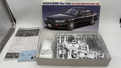 Hasegawa Nissan Bluebird Sedan 1987 1/24 kit di montaggio